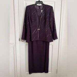 R&M Richards Deep Plum Petite Dress Top